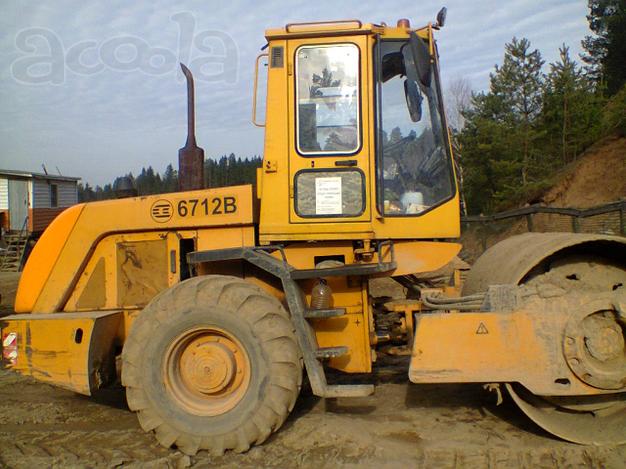 Каток вибрационный самоходный АМКОДОР 6712В